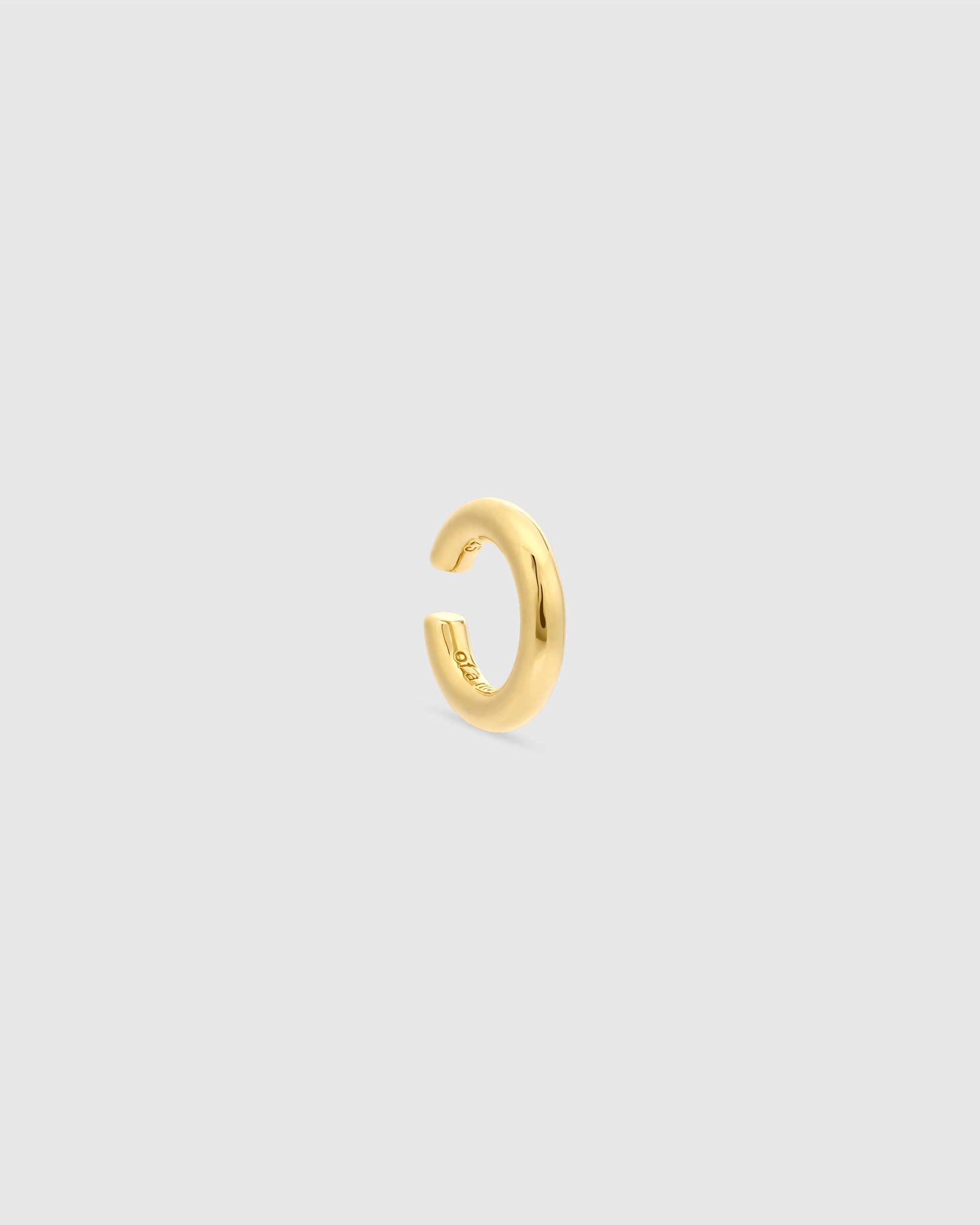 Revolve ear cuff in 18k yellow gold vermeil